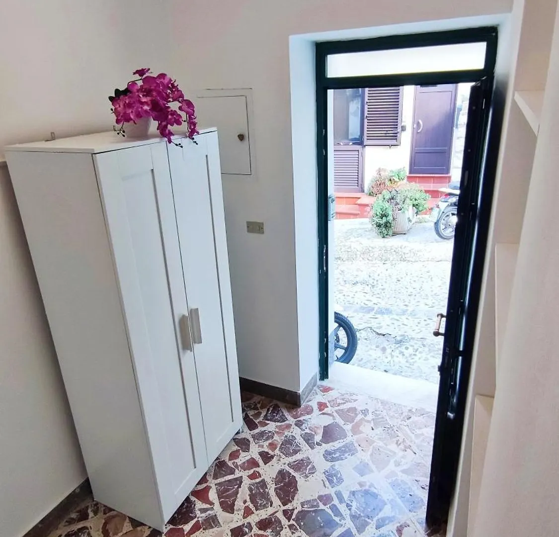 Casa Vacanze Da Nene Cefalu 0*,  Italy